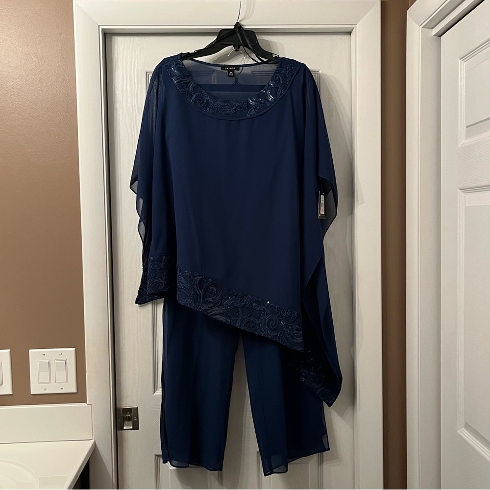 Le Bos Asymmetric Pant Suit Set